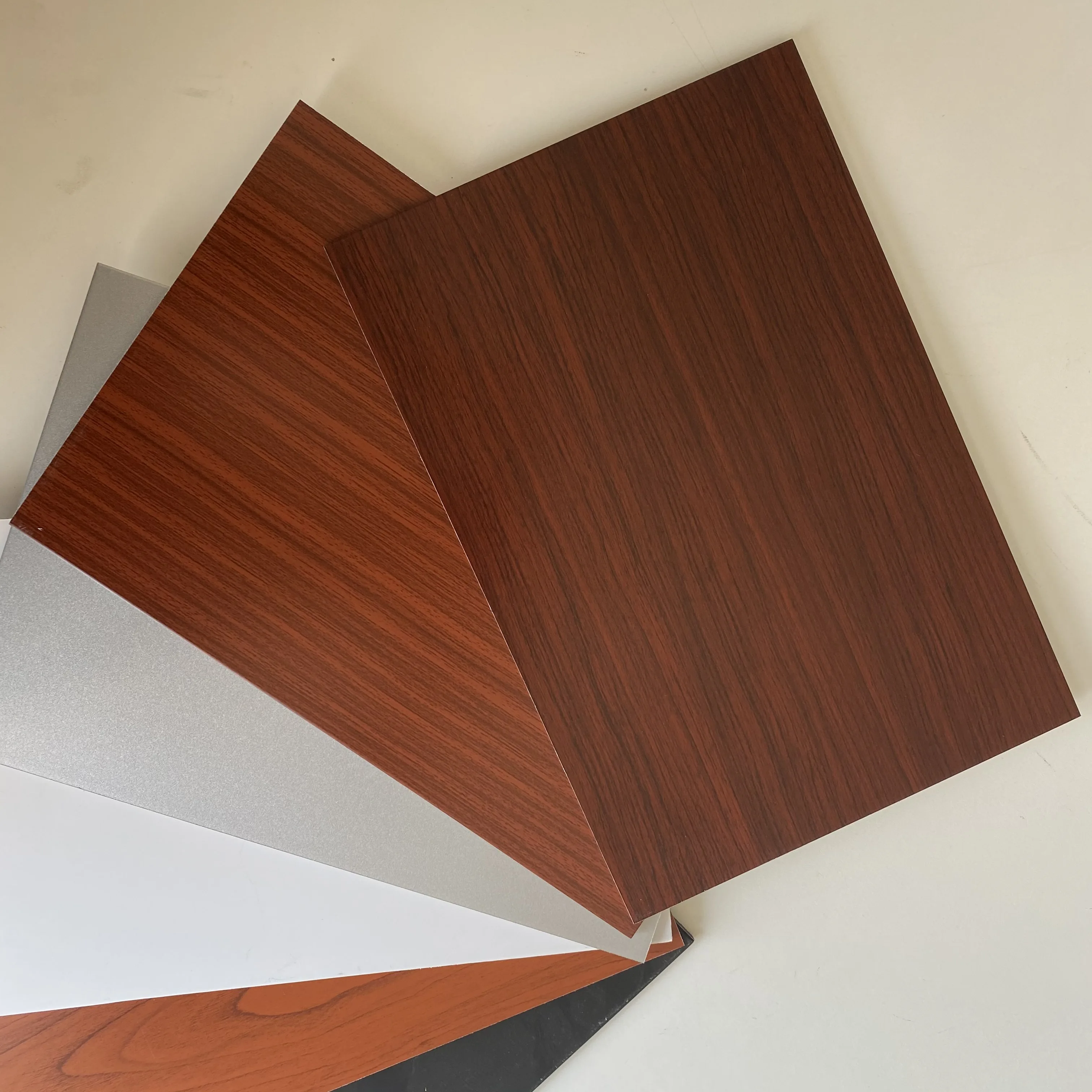 Latest modern lightweight exterior wall materials PE/PVDF coating mirror and printing aluminum composite panels