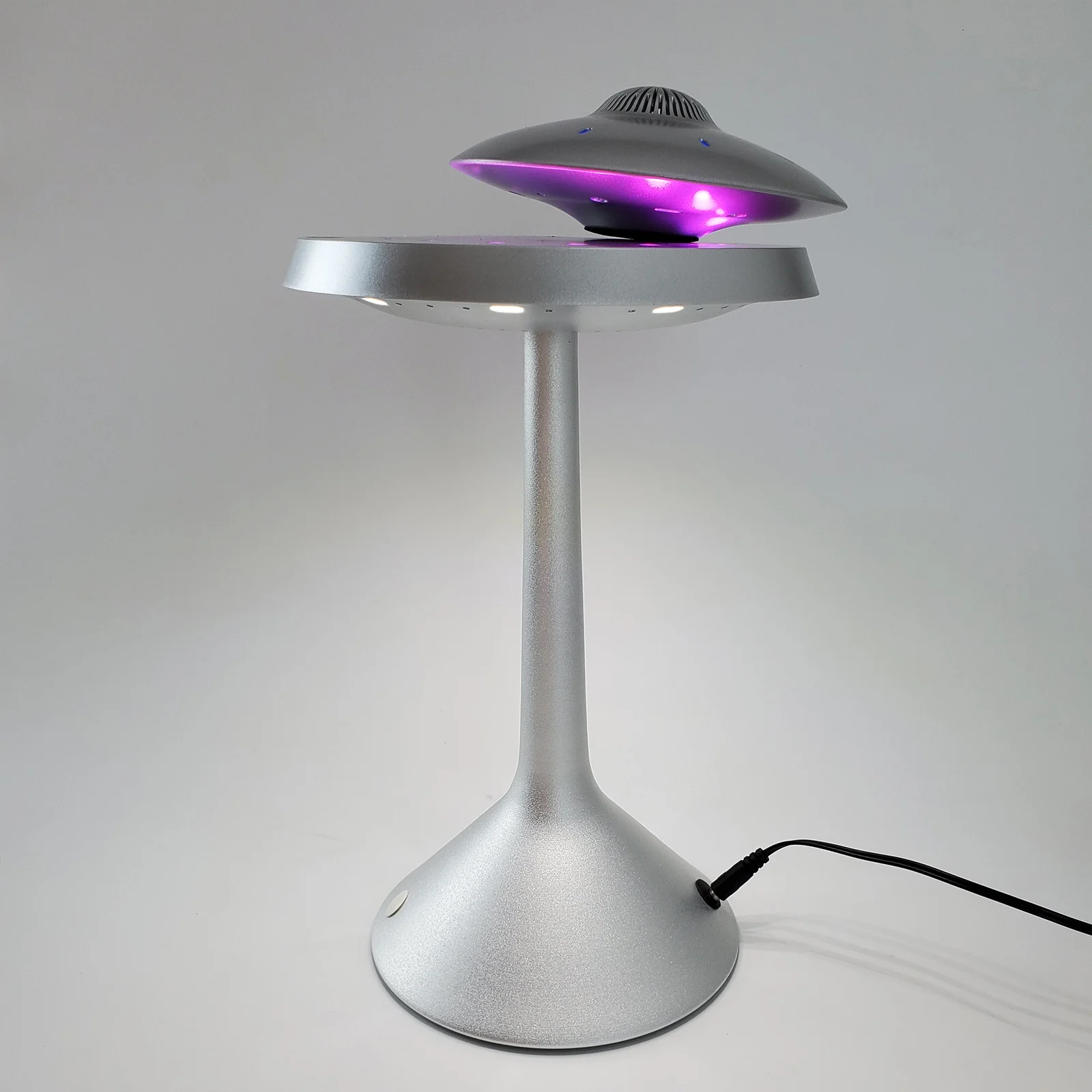 Левитирующий динамик Магнитный Плавающий UFO с RGB-цветными ночными огнями музыкальный плеер плавающий настольная лампа