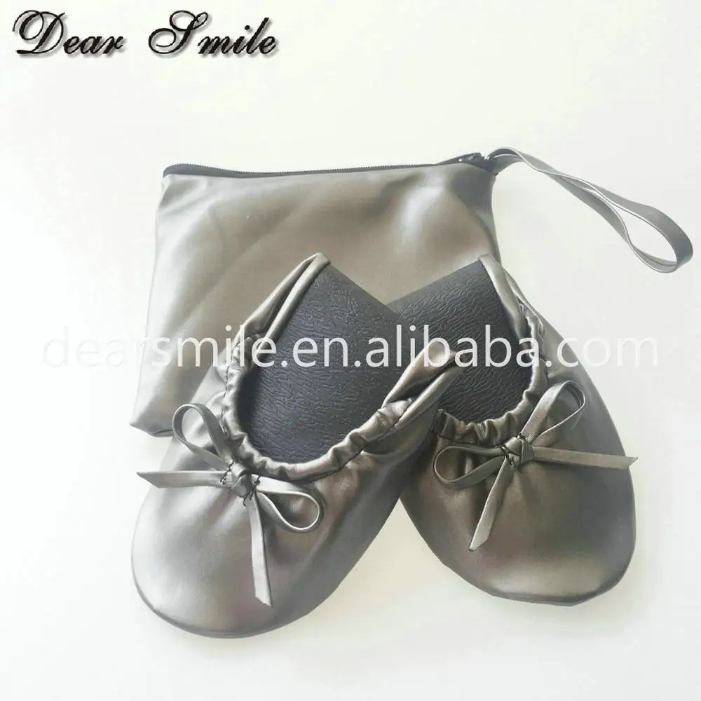 Удобные женские модные балетные туфли на плоской подошве со складками