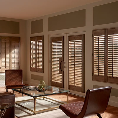 Custom made hidden tilt rod adjustable louver wooden door plantation shutters