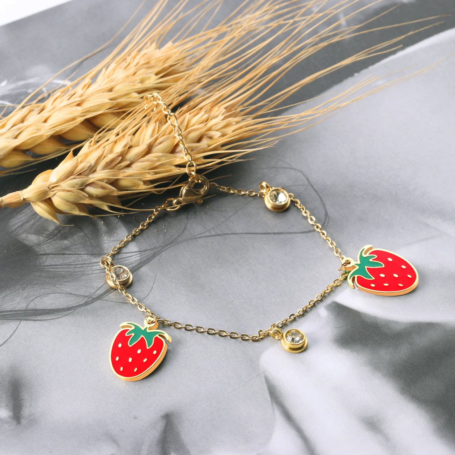 
Women Bracelet Jewelry Type Strawberry Pendant Bangle For Girls Cheap Price Stainless Steel Charm Bangles 