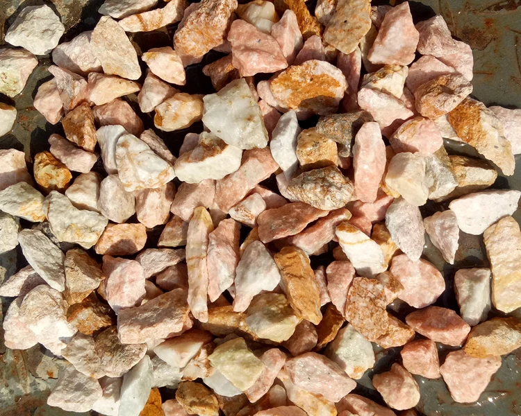 
high quality pink color GS-010 pebble gravel stone for landscaping and street roadside crush stone chip 
