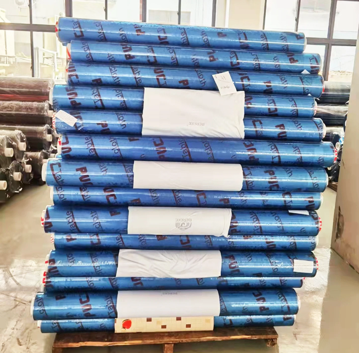Wholesale factory price waterproof soft super clear roll transparent pvc plastic film