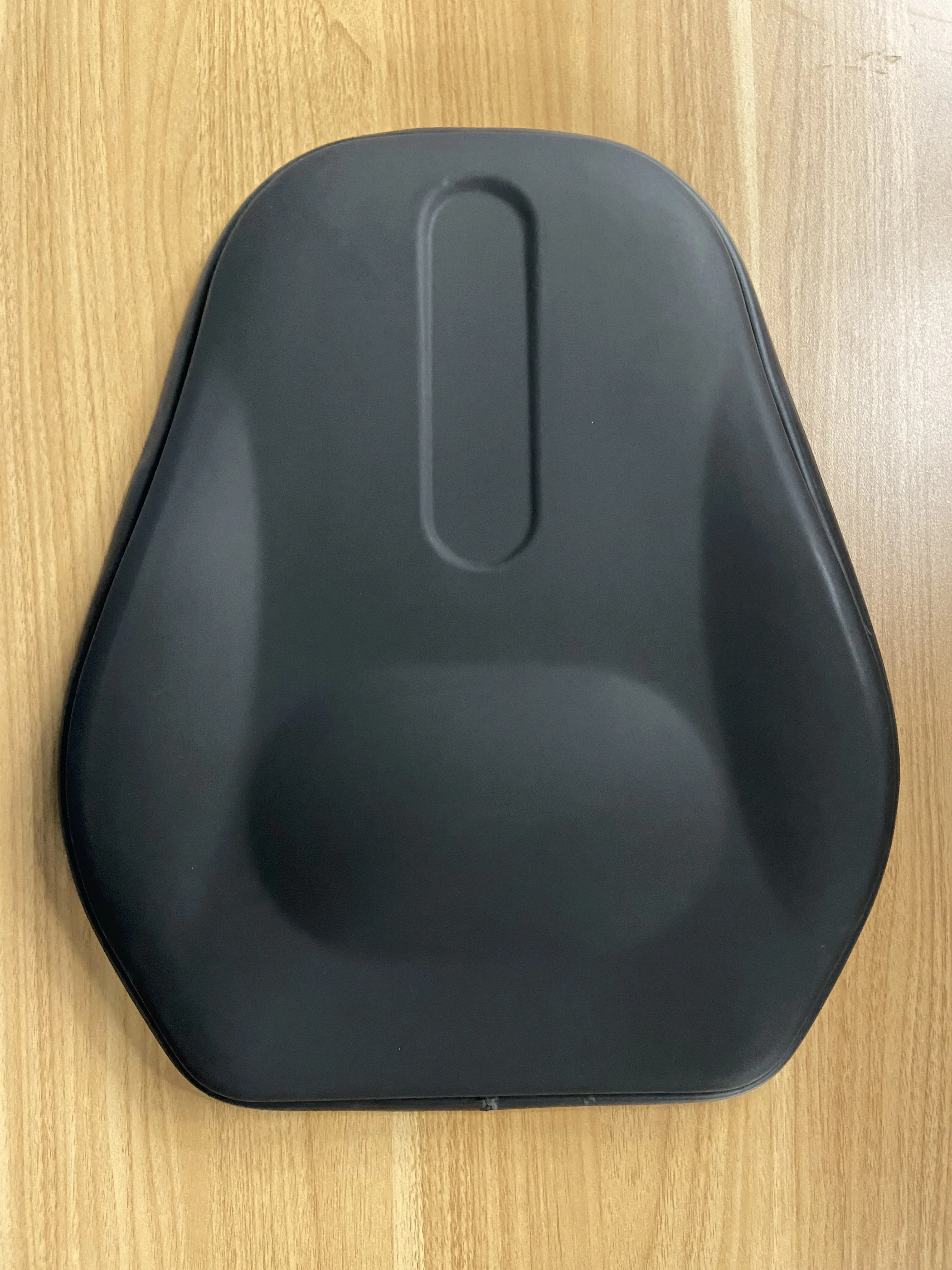 V601C backrest front.JPG