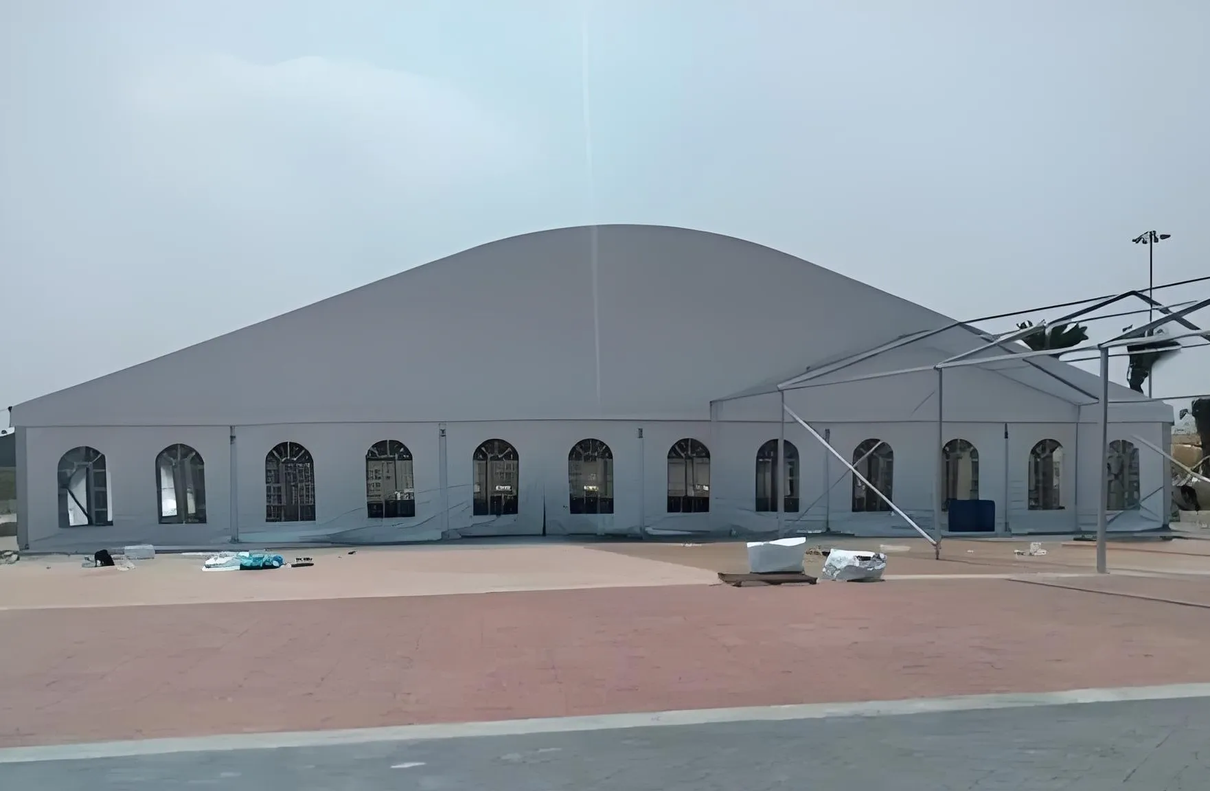 Hot Sale Outdoor Curved Aluminum Frame Tent Waterproof Clear Event Arch Tent for Exhibition
