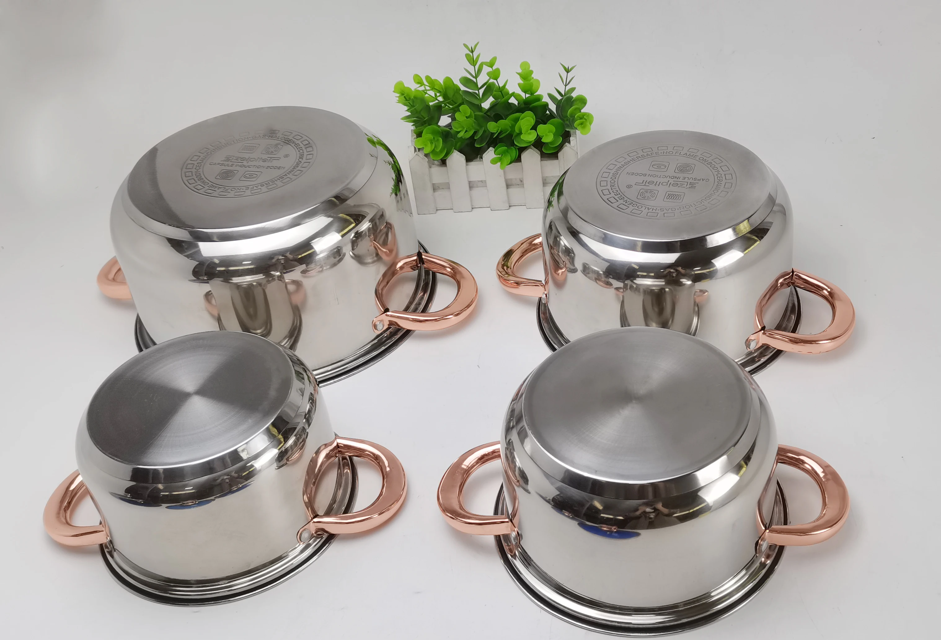 Luxury Non stick cookware set 12 pcs Cooking Pots Set With Champagne Gold Flat Steel Handle Stainless Steel Cookware Sets