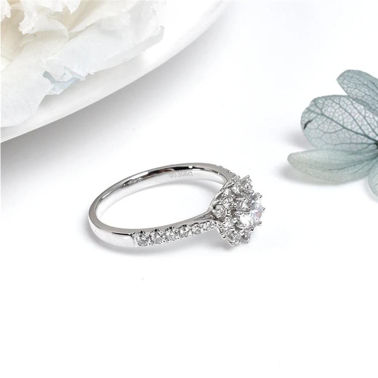 High End New Fashion Exquisite moissanite and diamond ring cvd diamond gold diamond rings