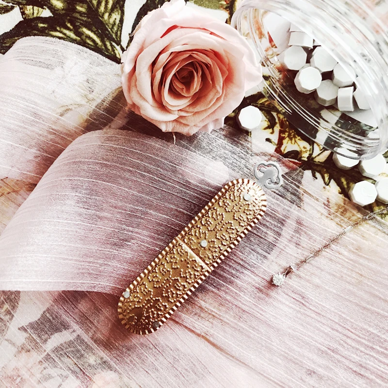 Low MOQ Titanium Alloy Handle Mini Pocket Knife For Gift, Party, Festival, Letter