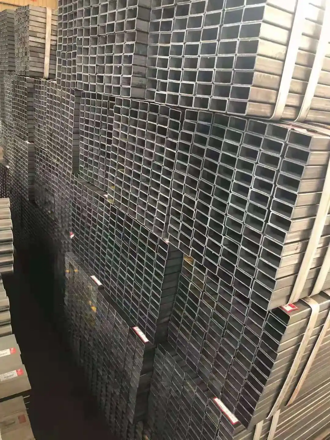 Galvanized square tube Q235B square tube galvanized square tube hot dip galvanized welded steel pipe manufacturer