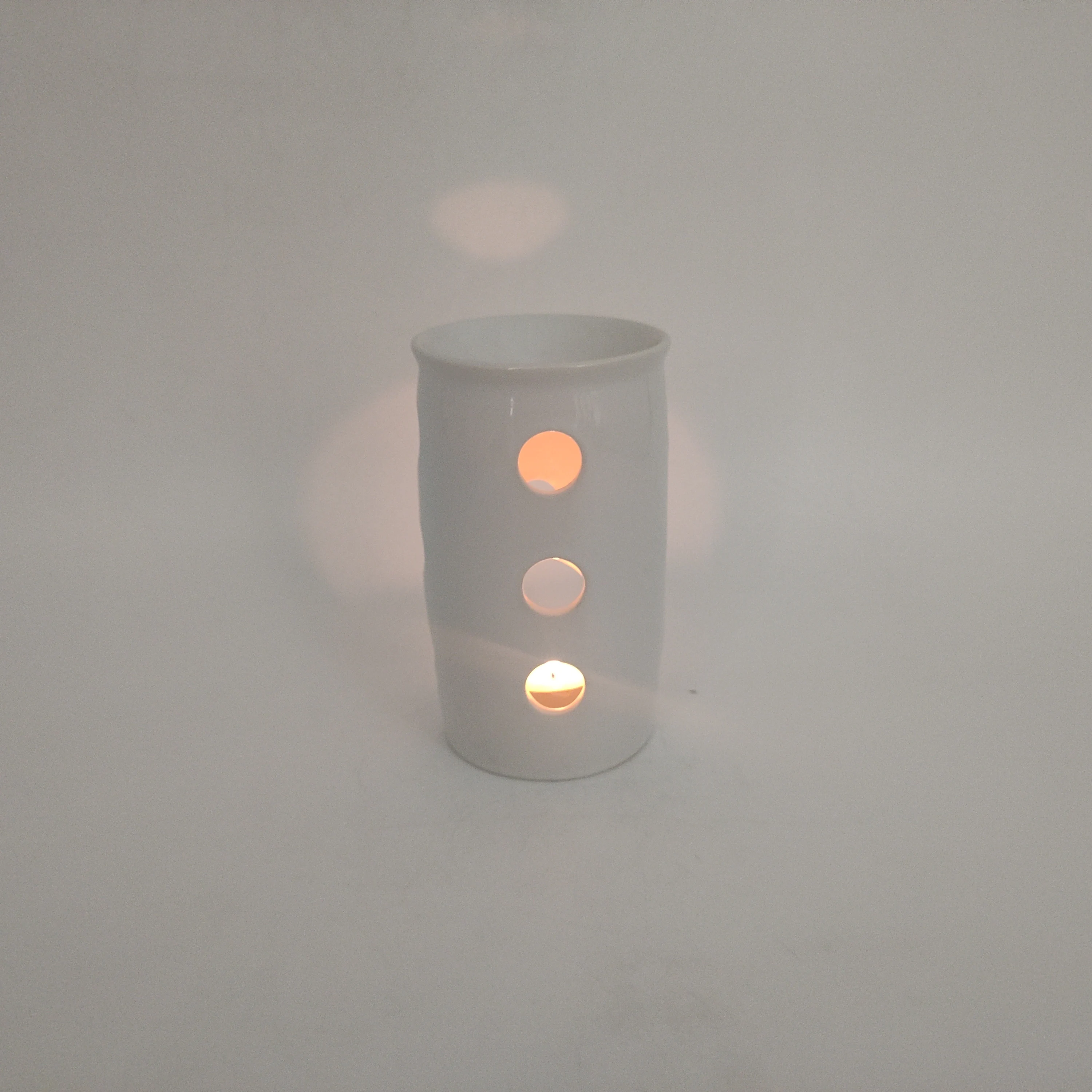 New Ceramic Wax Melt Candle European Style Simple Pure White Ceramic Aroma Base Essential Oil Stove Household Warmer