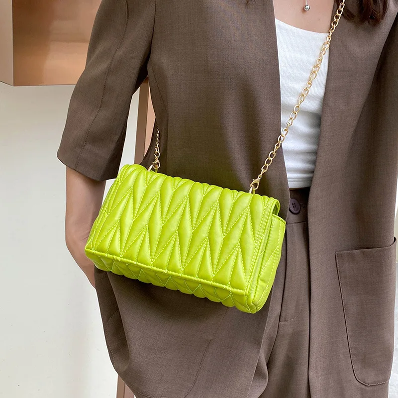 Candy-Colored Mini Square Bag 2023 New Fashion Diamond Embroidery Handbag Simple Shoulder Messenger Bag