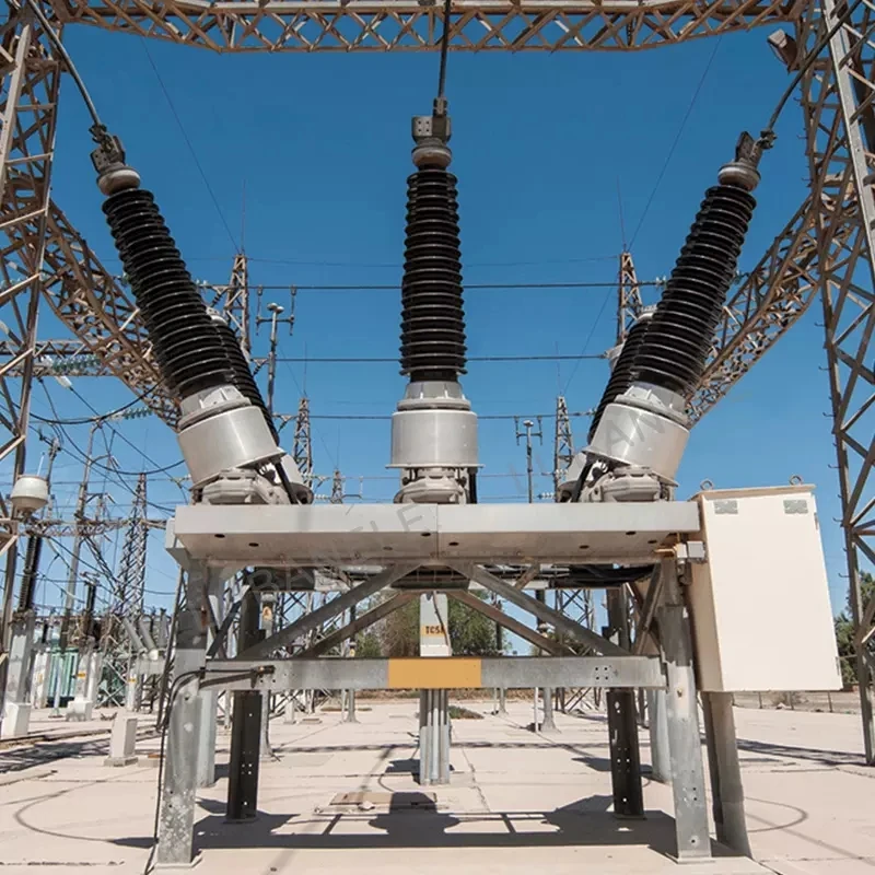 Dead tank high voltage sf6 circuit breaker 126kv 3AP1-DT outdoor sf6 gas circuit breaker Sulfur Hexafluoride