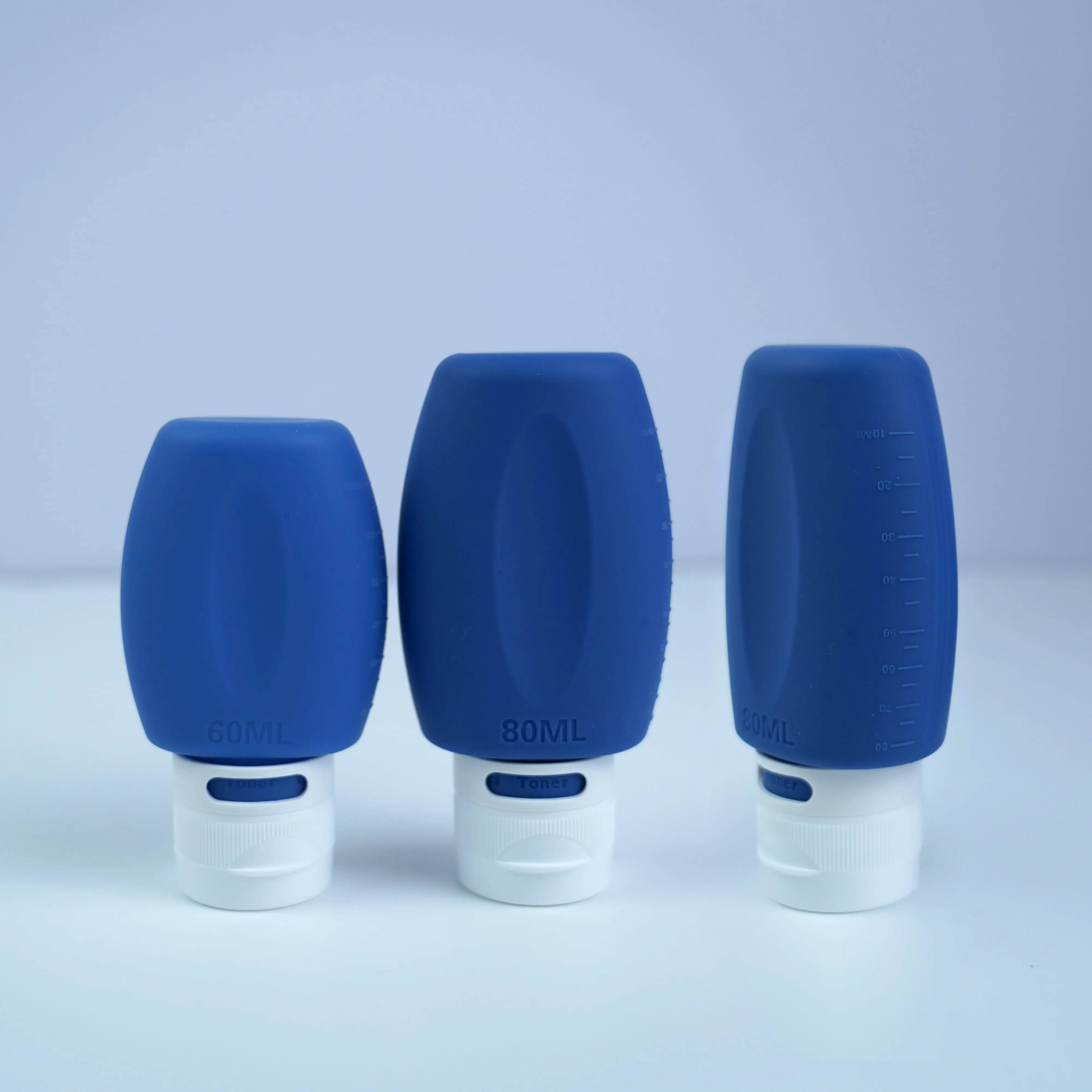 Wholesale Portable Cute Leak Proof Cosmetic Shampoo Travel Kit Silicone Travel Bottle Set