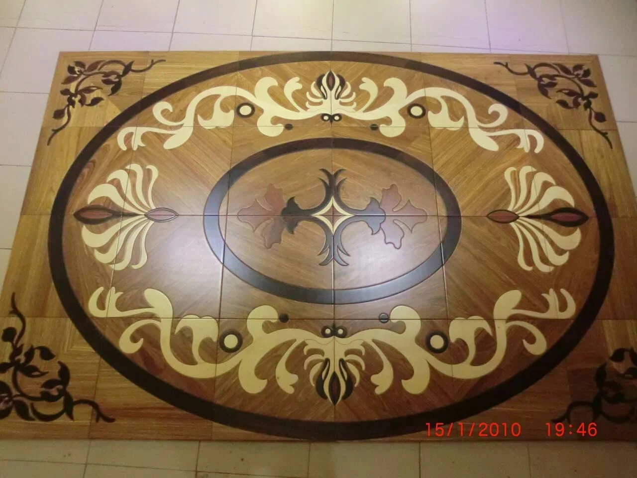 Hardwood floor medallions inlays for new and existing floors patterned design