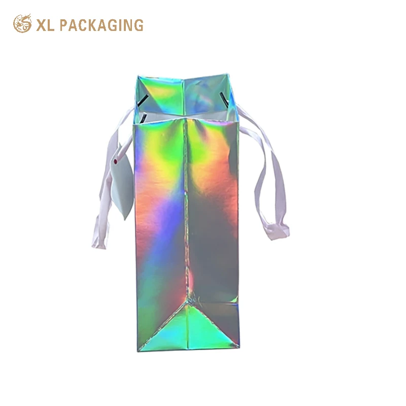 Free Sample Wholesale Custom Logo Kraft Gift Craft Shopping Paper Bag Luxury  Silver Cardboard Art Paper Gift Bag