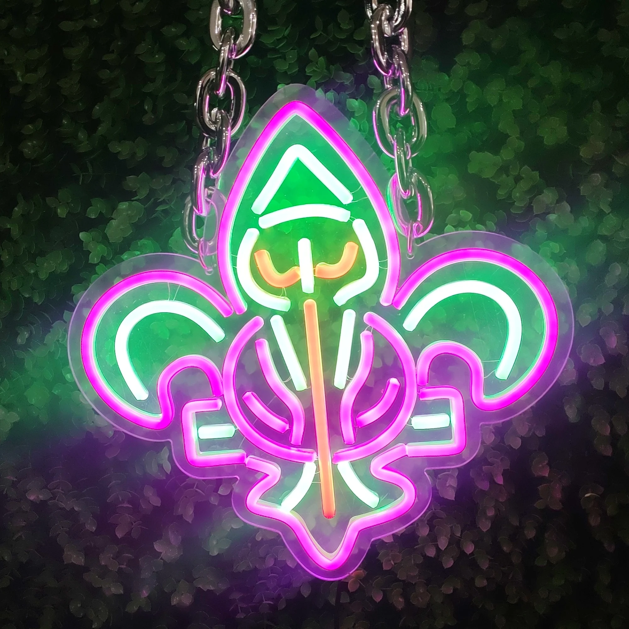 Customizable luminous NBasketballA player/team logo neon chain for game days event