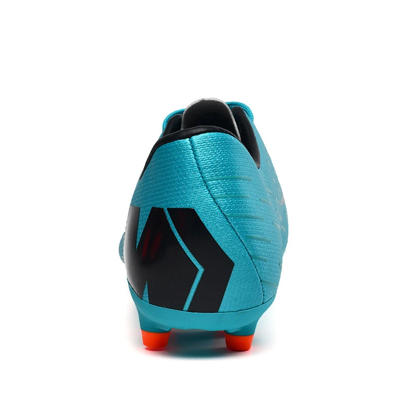 Wholesale professional soccer shoes teen student football futsal