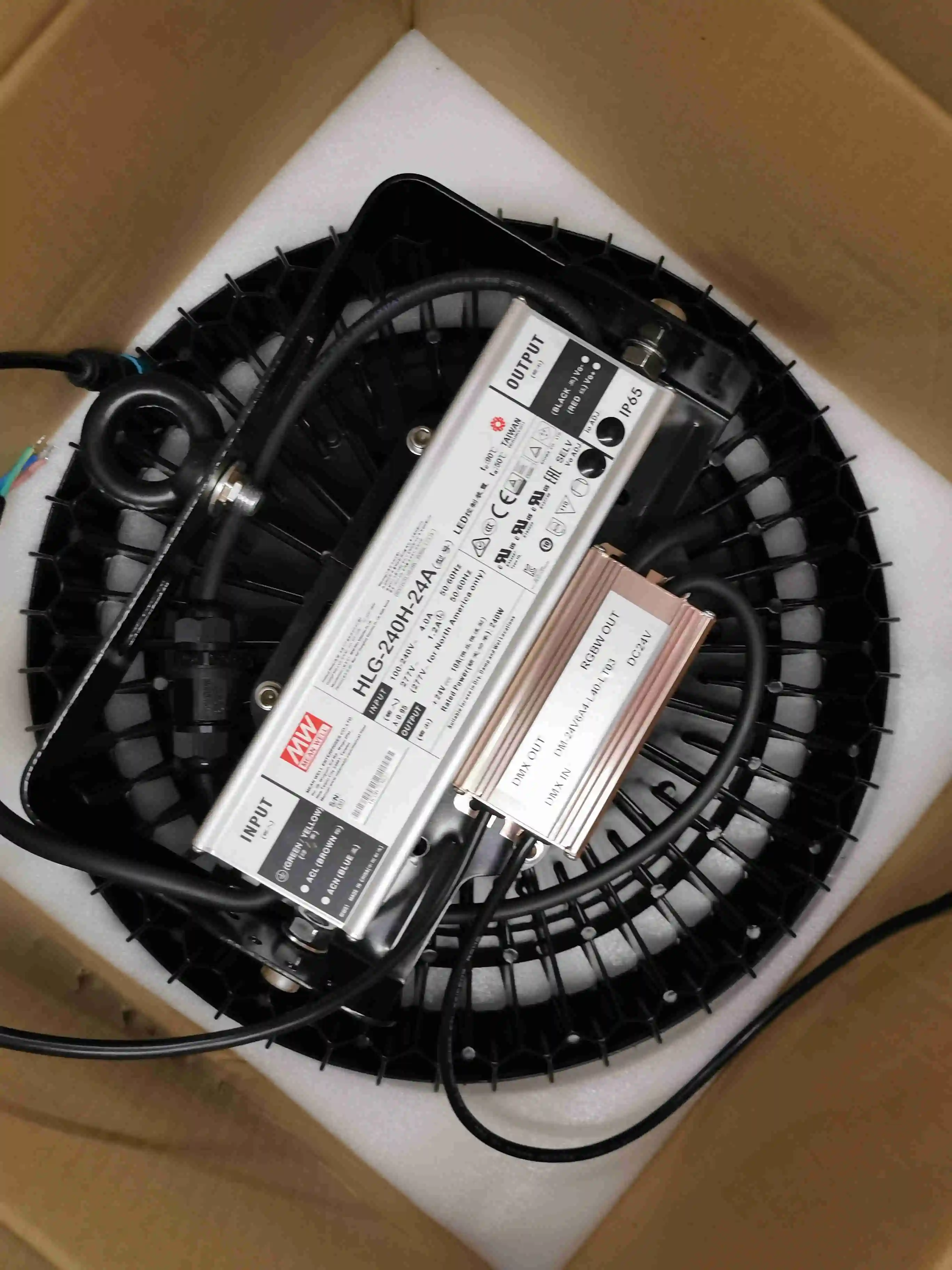 OEM Highbay Commercial Industrial Lighting Supermarket Workshop UFO LED high bay lights