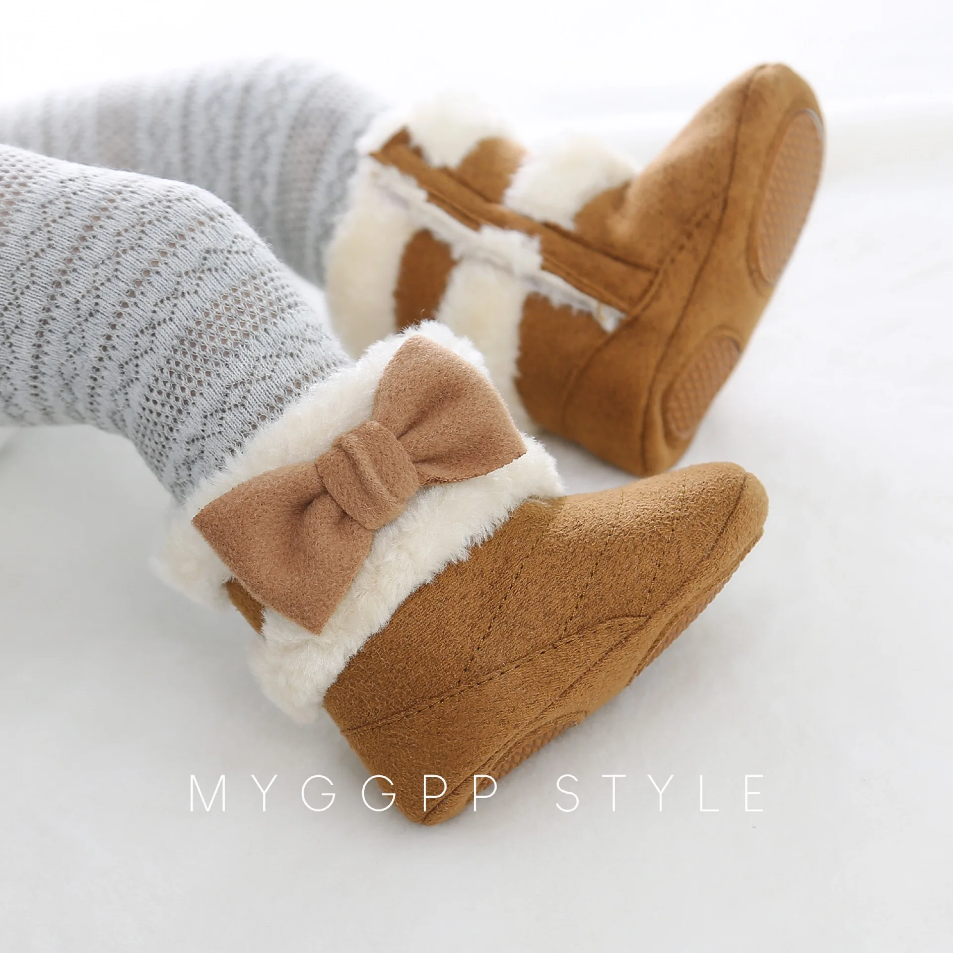Winter fashion faux suede rubber sole bowknot girl crib baby boots  girls baby boots suede