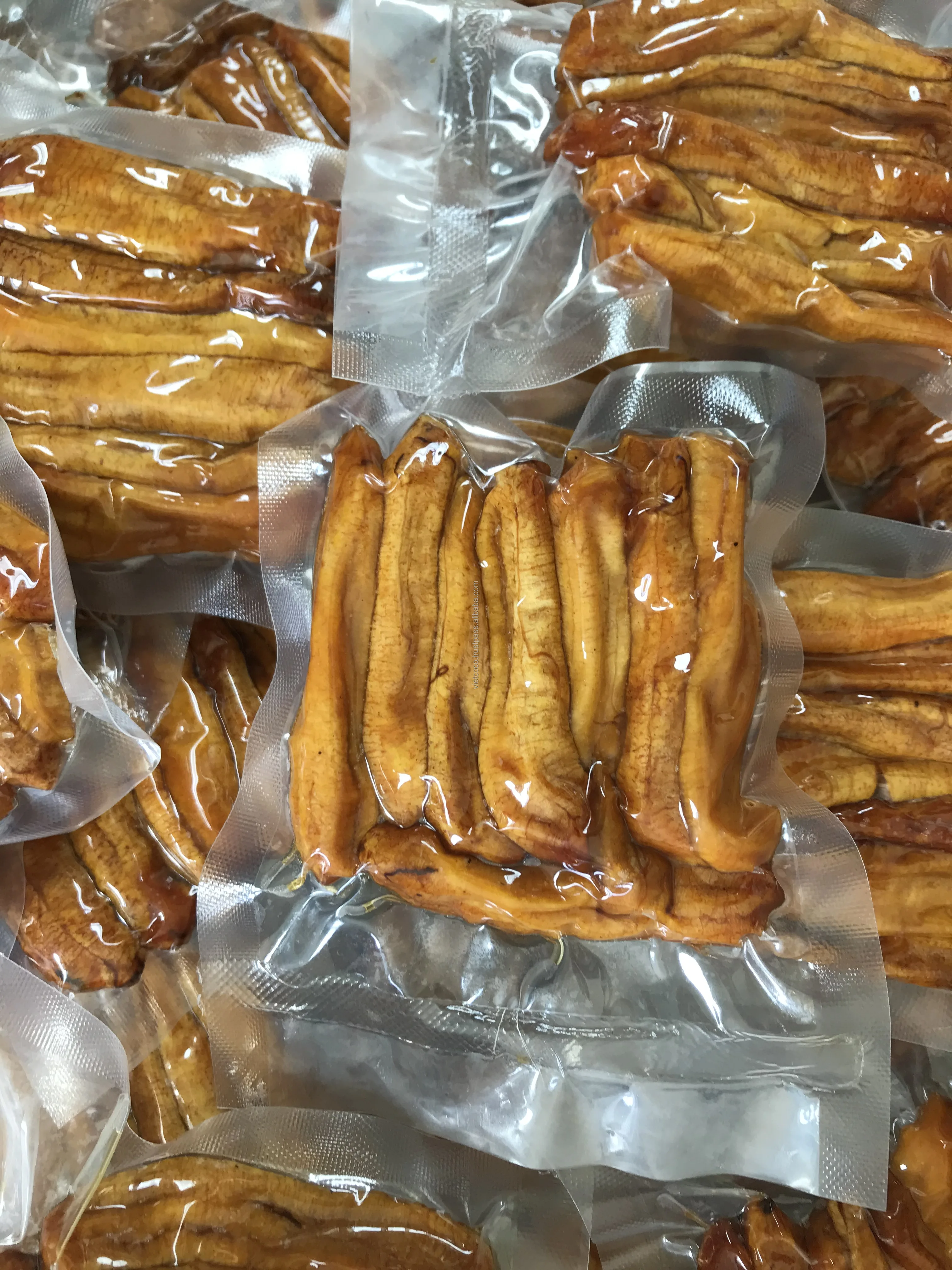 Whole Cut Sliced Soft dried banana with the Best Quality Good Price Natural Sweet in Vietnam