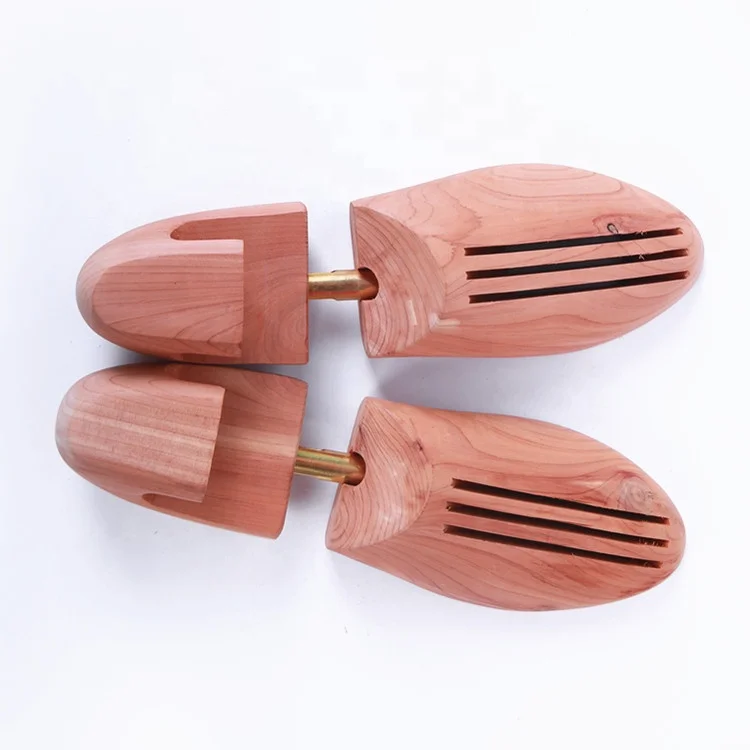 LM015C Hot Selling Cheap Adjustable Cedar Wooden Shoe Tree