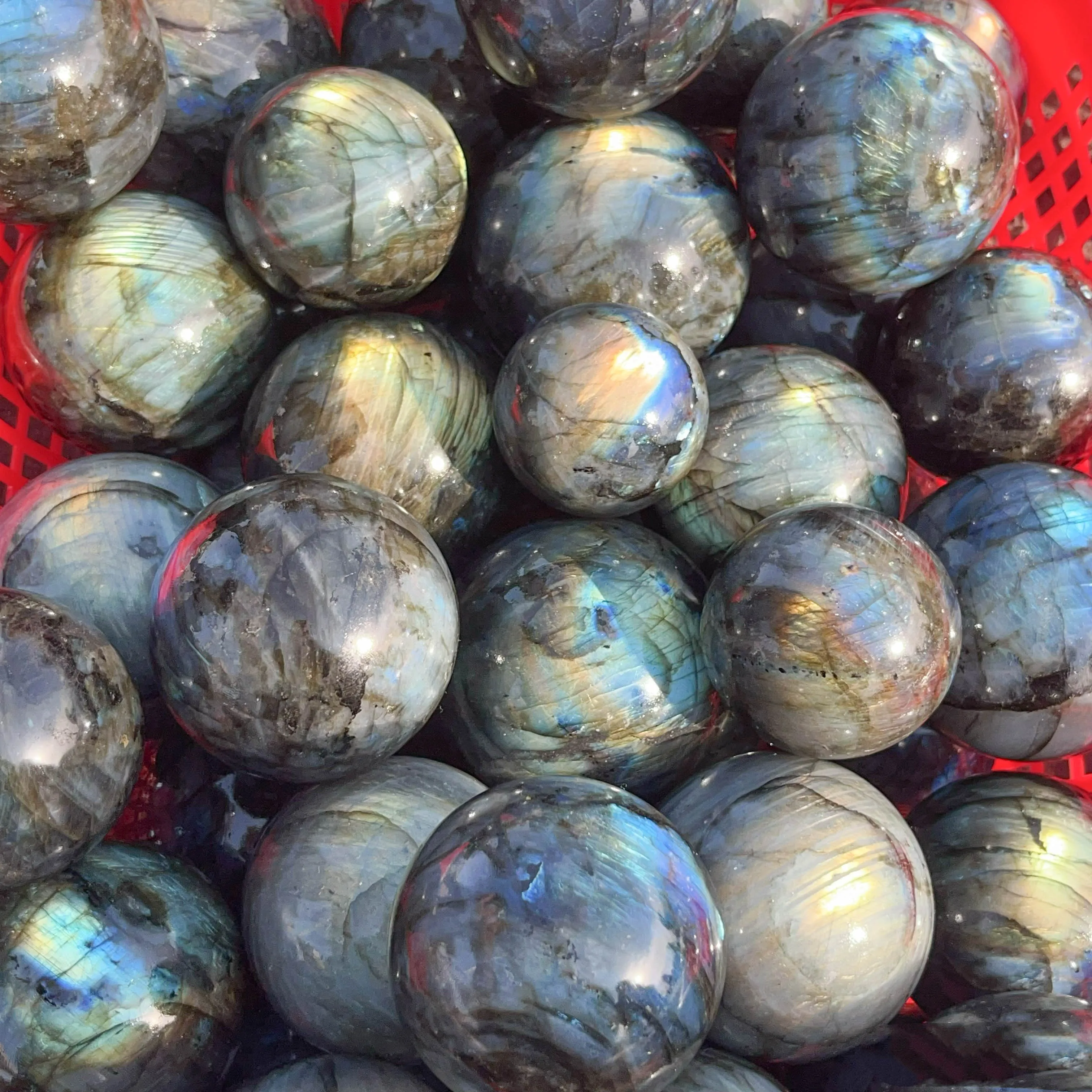 Natural Wholesale Price Healing Stone Crystal Ball Nice Flash Labradorite Small Sphere For Healing