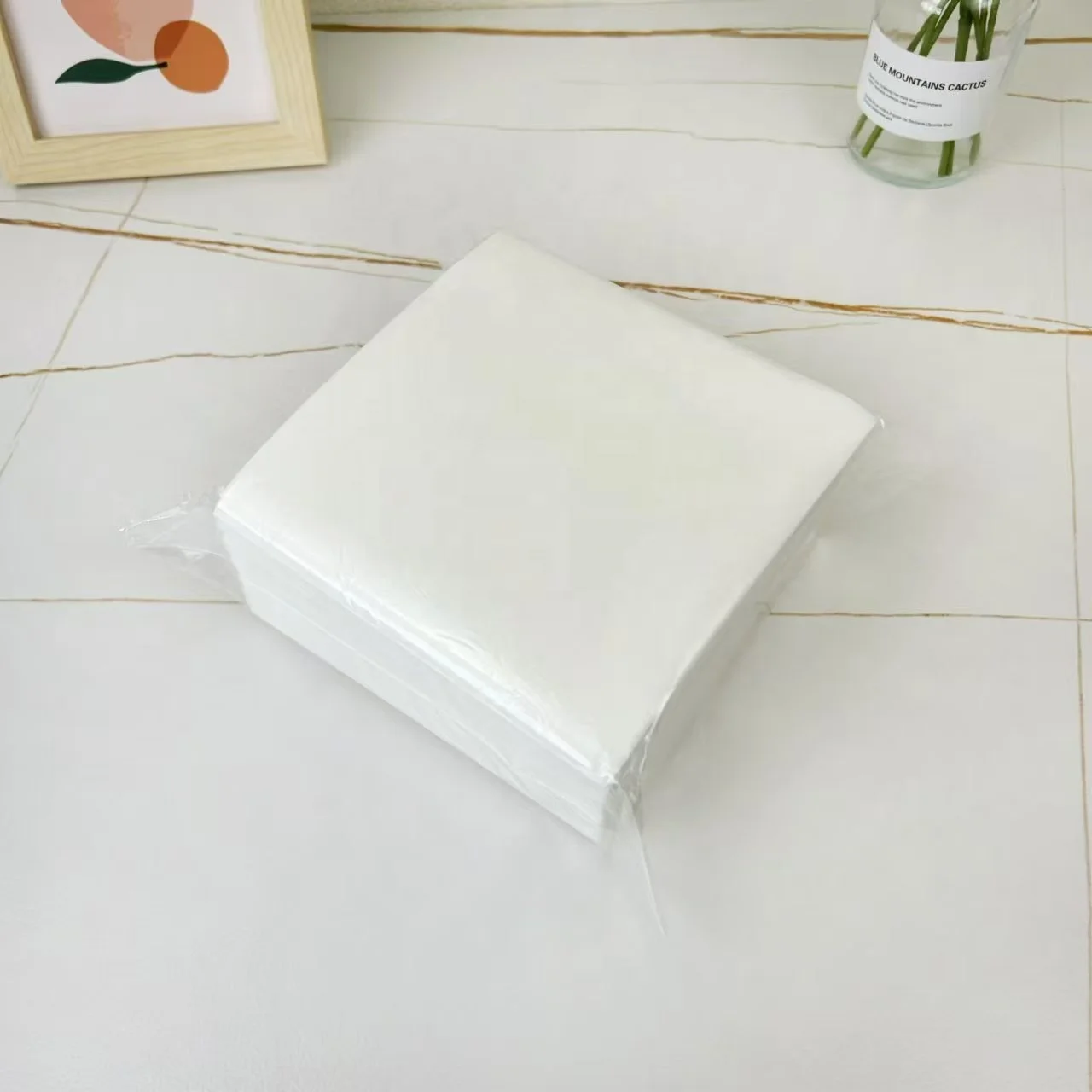 100% салфетки из древесной массы 30 х30 см