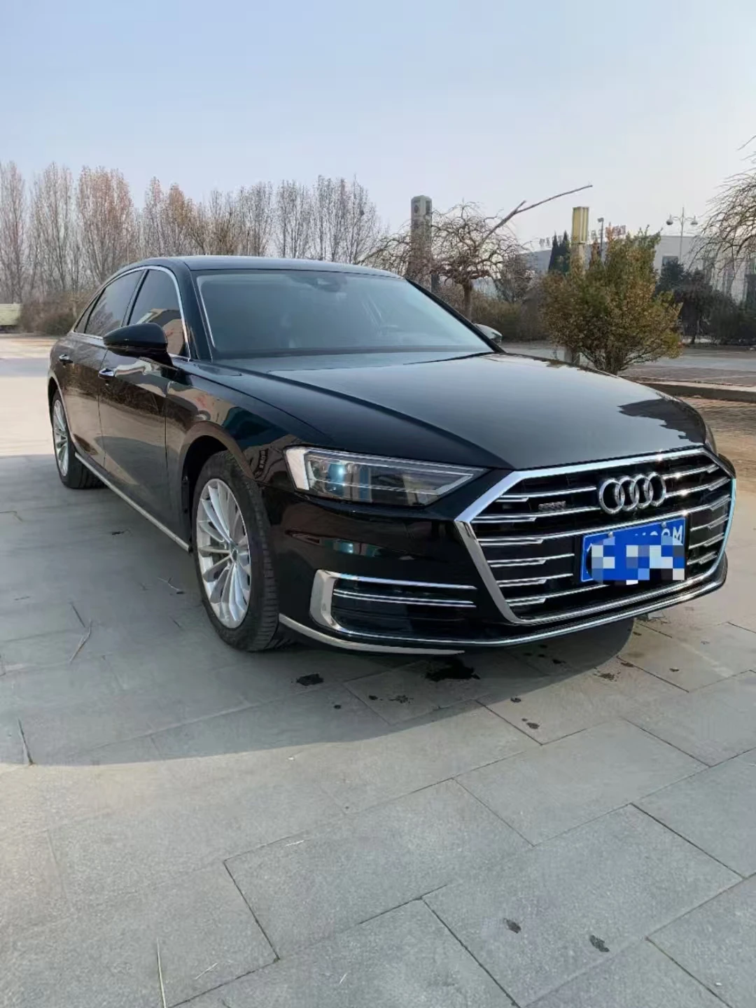 2018 модель Audi A8L 55 высокомощная полноприводная премиальная версия