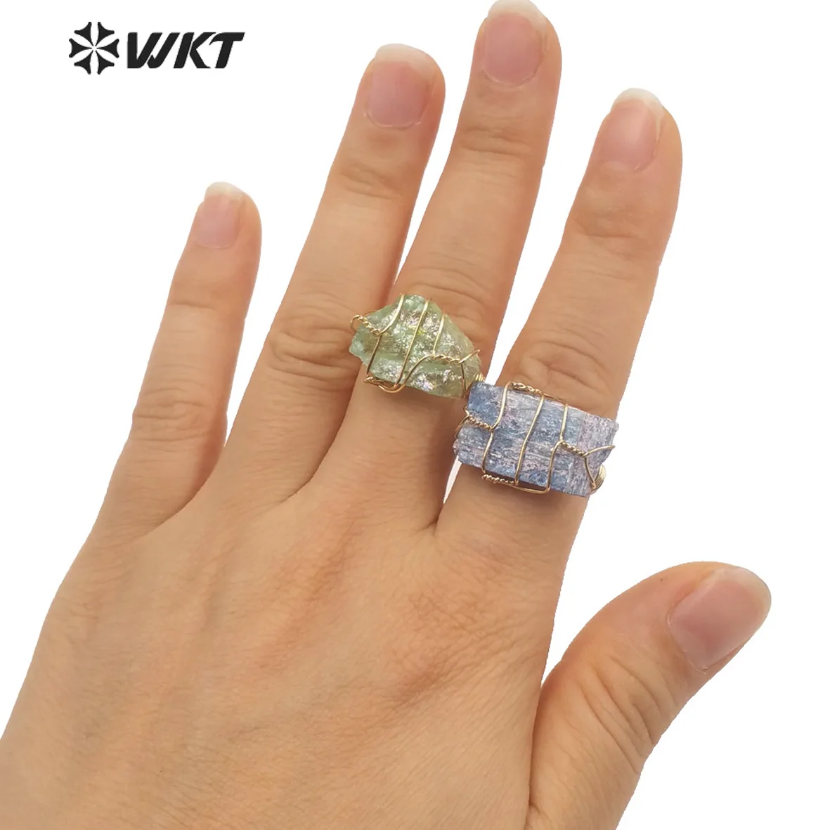 WT-R374 Wholesale Fashion Handmade Wire Wrapped Raw Stone Ring Women Gold vintage Boho Blue Kyanite Fluorite Ring
