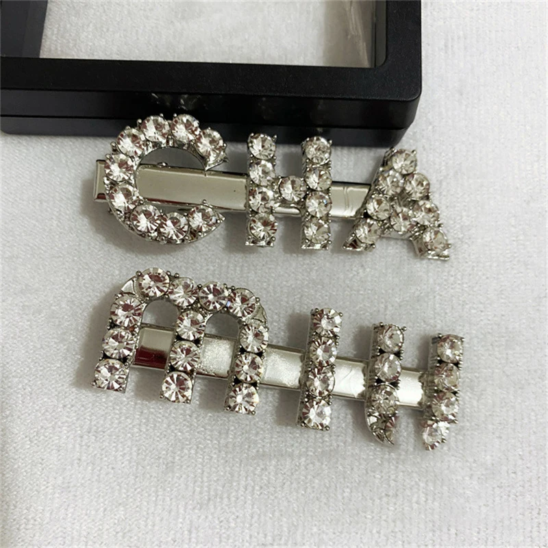 Wholesale Duckbill Clip Makeup Fashion Simple Metal Seamless Bobby Pins Girls Diamond Silver Hairpins for Women