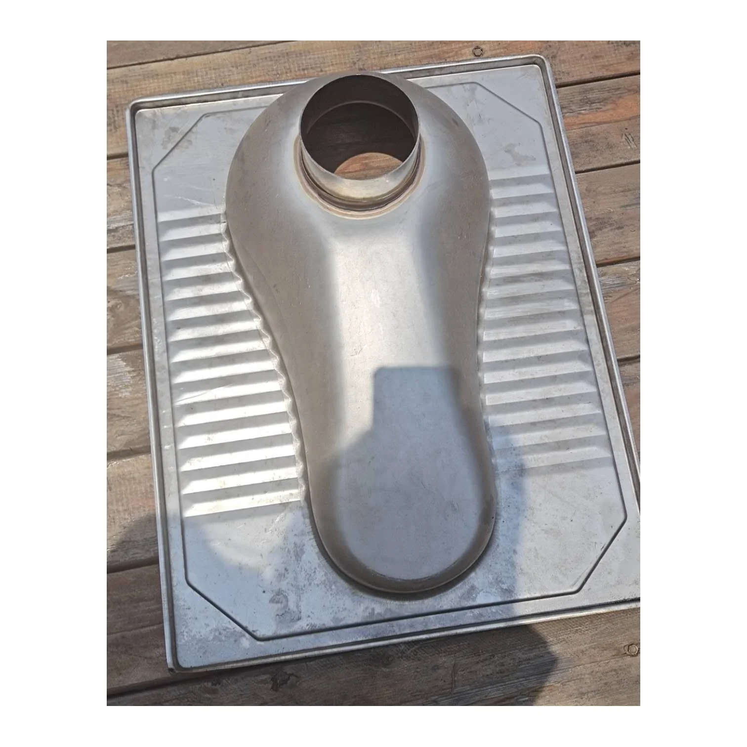  580x450x210mm Хорошее качество домашних Tolet маленькое отверстие из нержавеющей стали WC судно 5845 для оптовой