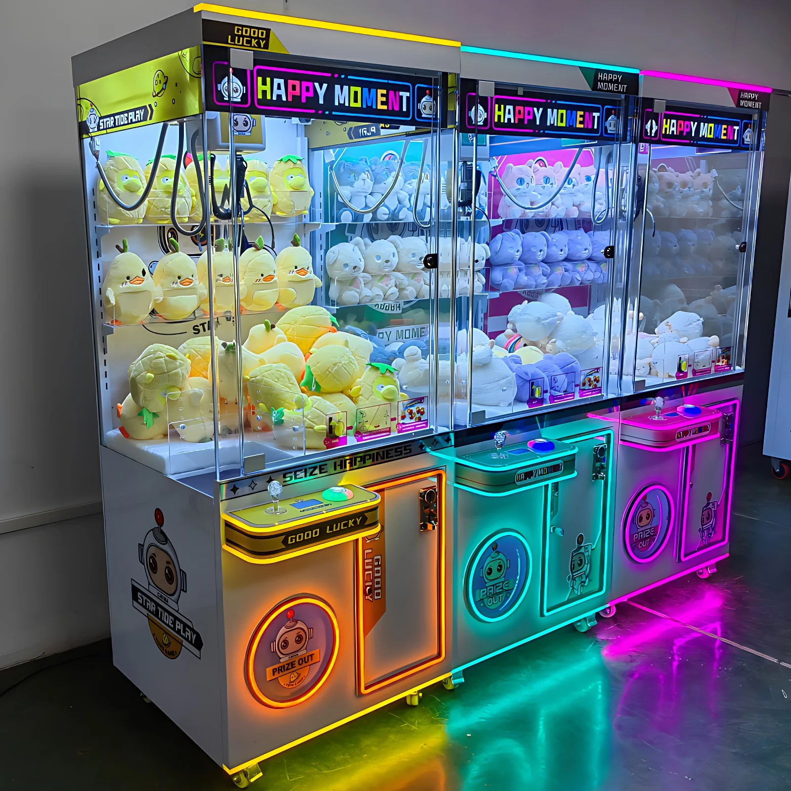 Guangzhou cheap wholesale custom coin-operated claw machine crane vending machine doll claw machine game consoles