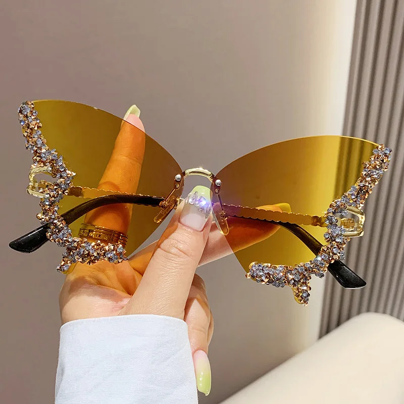 9933 Luxury Rimless Butterfly Rhinestone 2024 Latest Fashion Brand Design Diamond Gradient Custom Logo Sun Glasses