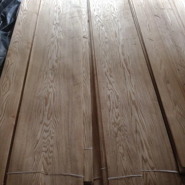 NATURAL CROW CUT CHINESE ASH WOOD VENEER FOR FUNITURE