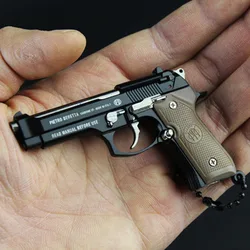 Metal Mold 1/3 Model BERETTA 92F Eating Chicken Metal Key Chain Gift Pendant Eat Chicken Jewelry Souvenirs Gift Men