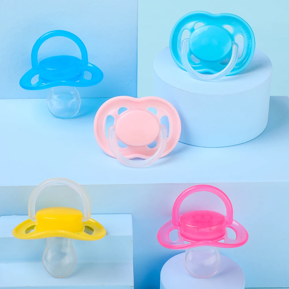 Wholesale Food Grade Silicone Baby Pacifiers Baby Nipple Creative Design Sleep Pacifiers