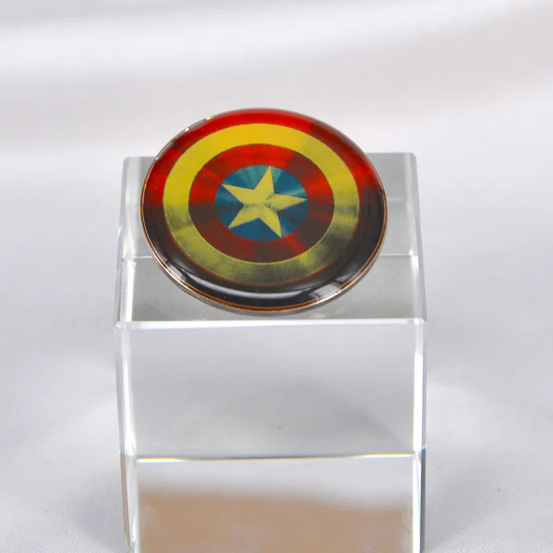 Photo Printing Universe Collectible Captain Avenger Witch Marvel Pins with Dome Epoxy