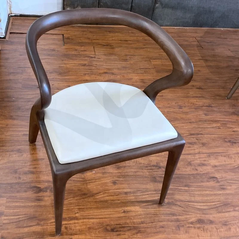New Hot Sale Leather Upholstered Dining Chair Solid Wood Dining Chair with Bent Wood Legs