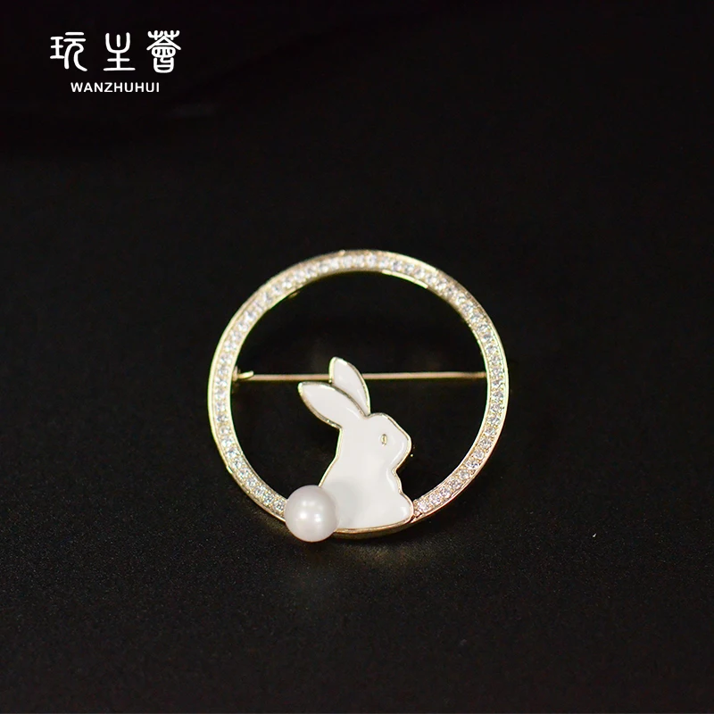 
Trending hot products Design New Women White rabbit Gift Party brooch animal brooches 