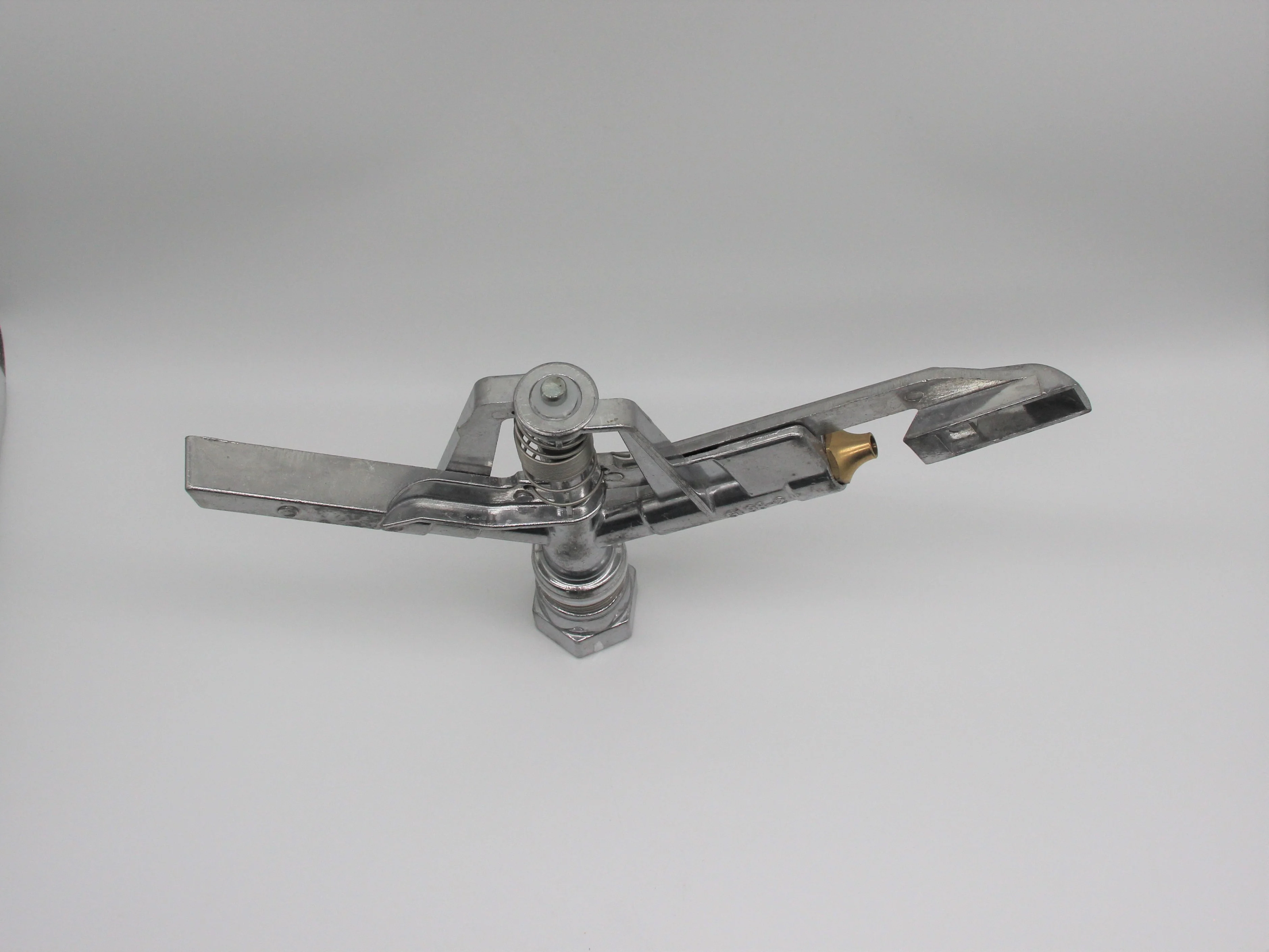 Sprinklers Drip Irrigation Micro Farm Agricultural Drip Tape 360 Degree Rotary Sprinklers