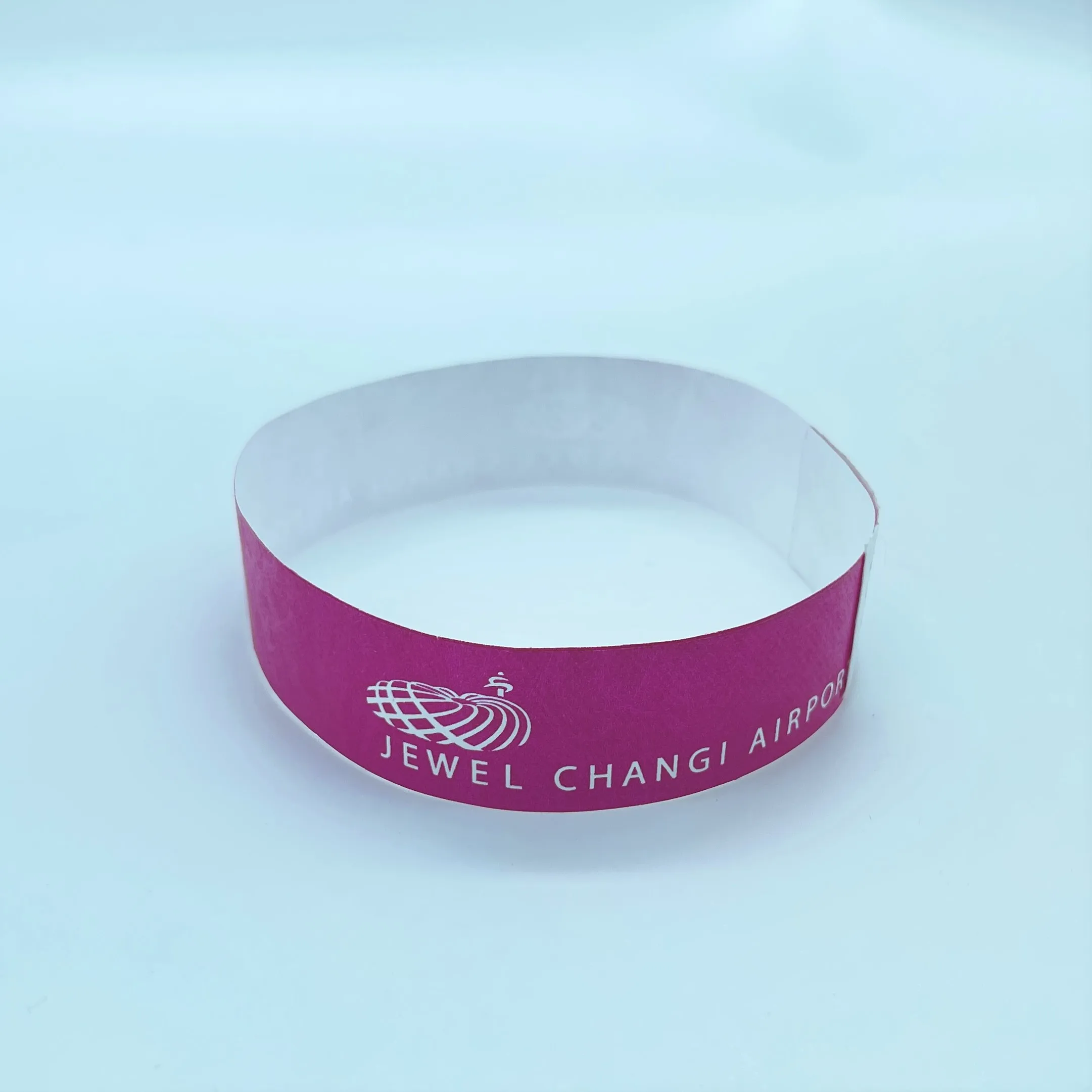 
2021 cheap wholesale tyvek wristband tyvek for events with high quality and low moq 