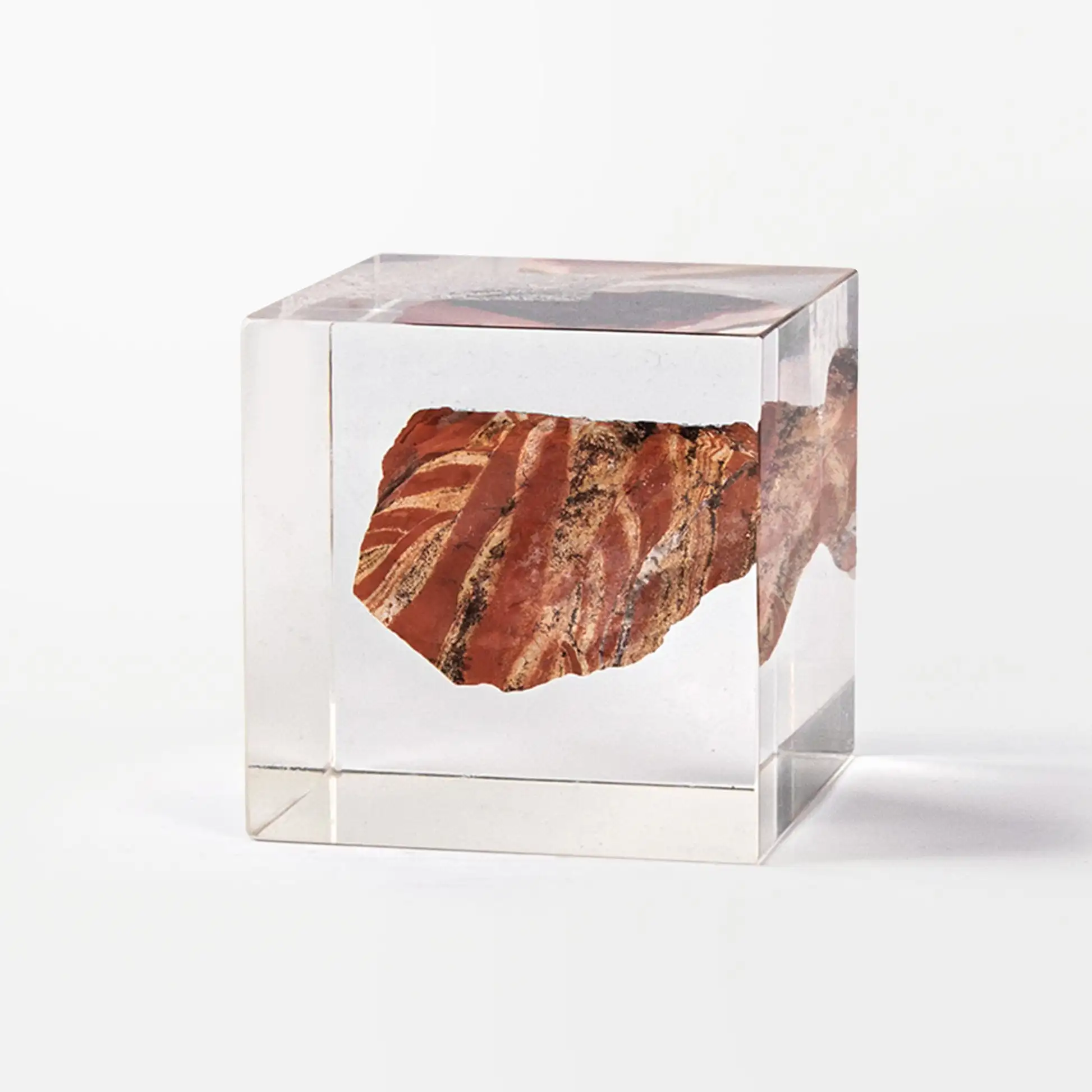 Paperweight Red Jasper Cube Premium Lucite Stone Genuine Mineral Specimen Embedded Block Ornaments