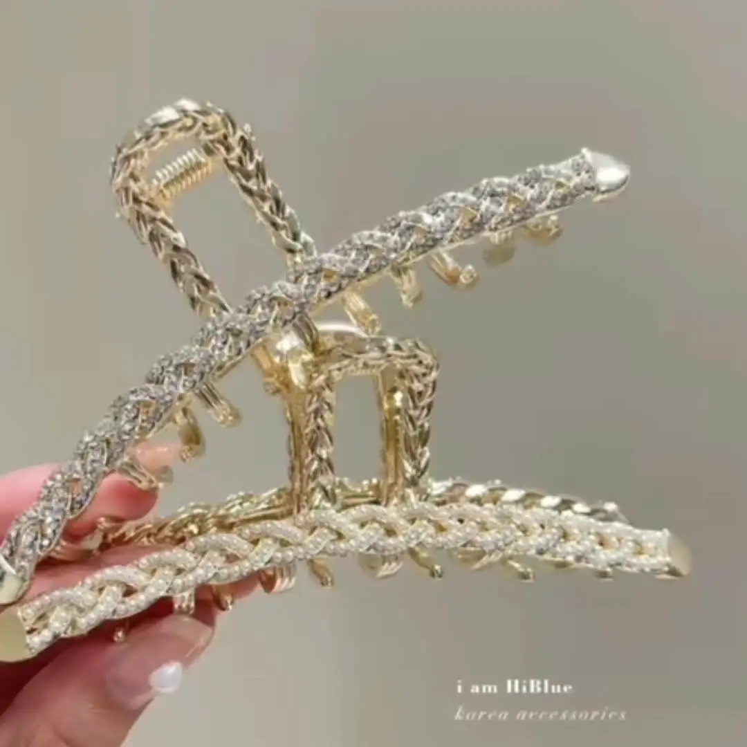 New Design Solid Colors Elegant Leopard Pattern Hair Claw Clips Big Matte Hair Claw Clamps For Woman Girls Thick Hair