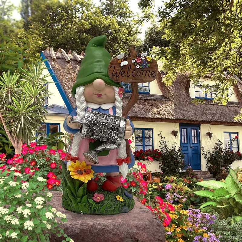 Resin Crafts Garden Sculptures & Statues Solar Female Gnomes Garden Decorations 13 inch Gnomes Garden Gnomes Lady