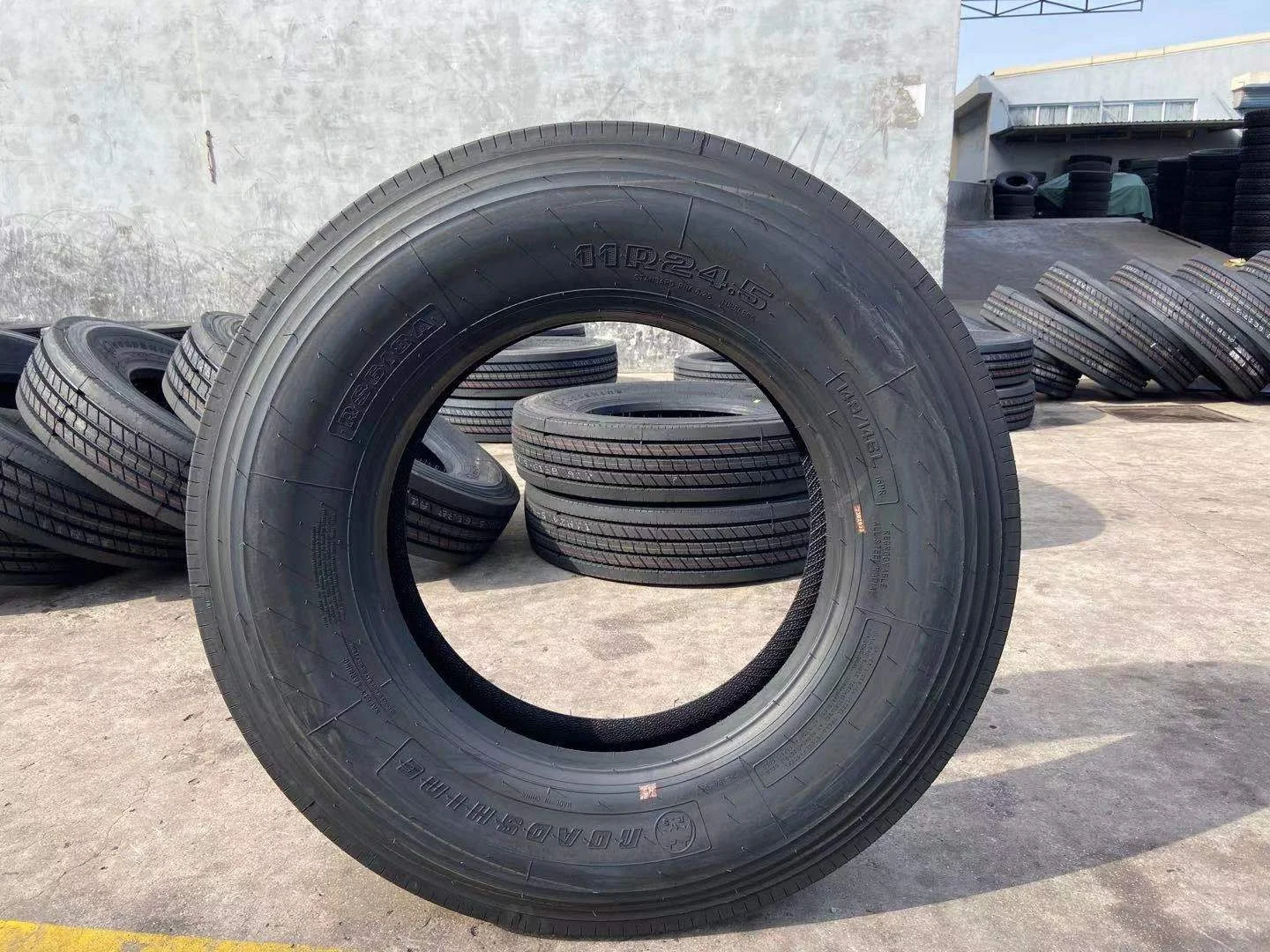 315/80R22.5 GP718A Goldpartner superior quality new design manufacturer fast delivery Chinese new truck bus car tires