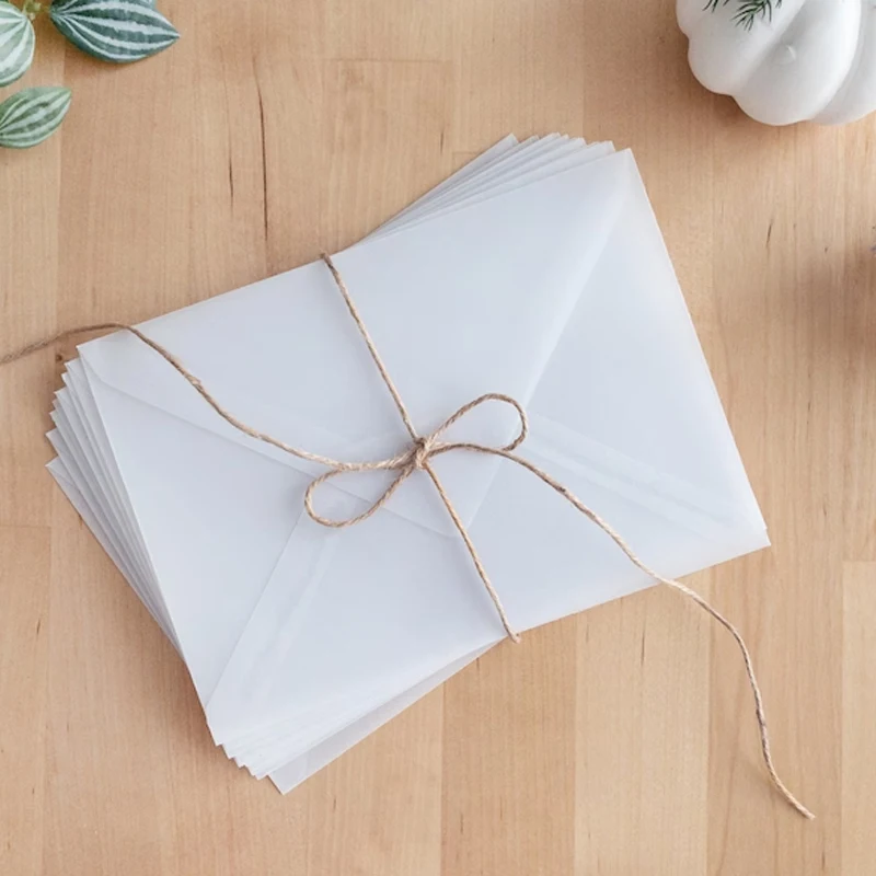 Translucent sulfuric acid paper envelopes beautiful small fresh invitations to receive Western-style envelopes simple frosted