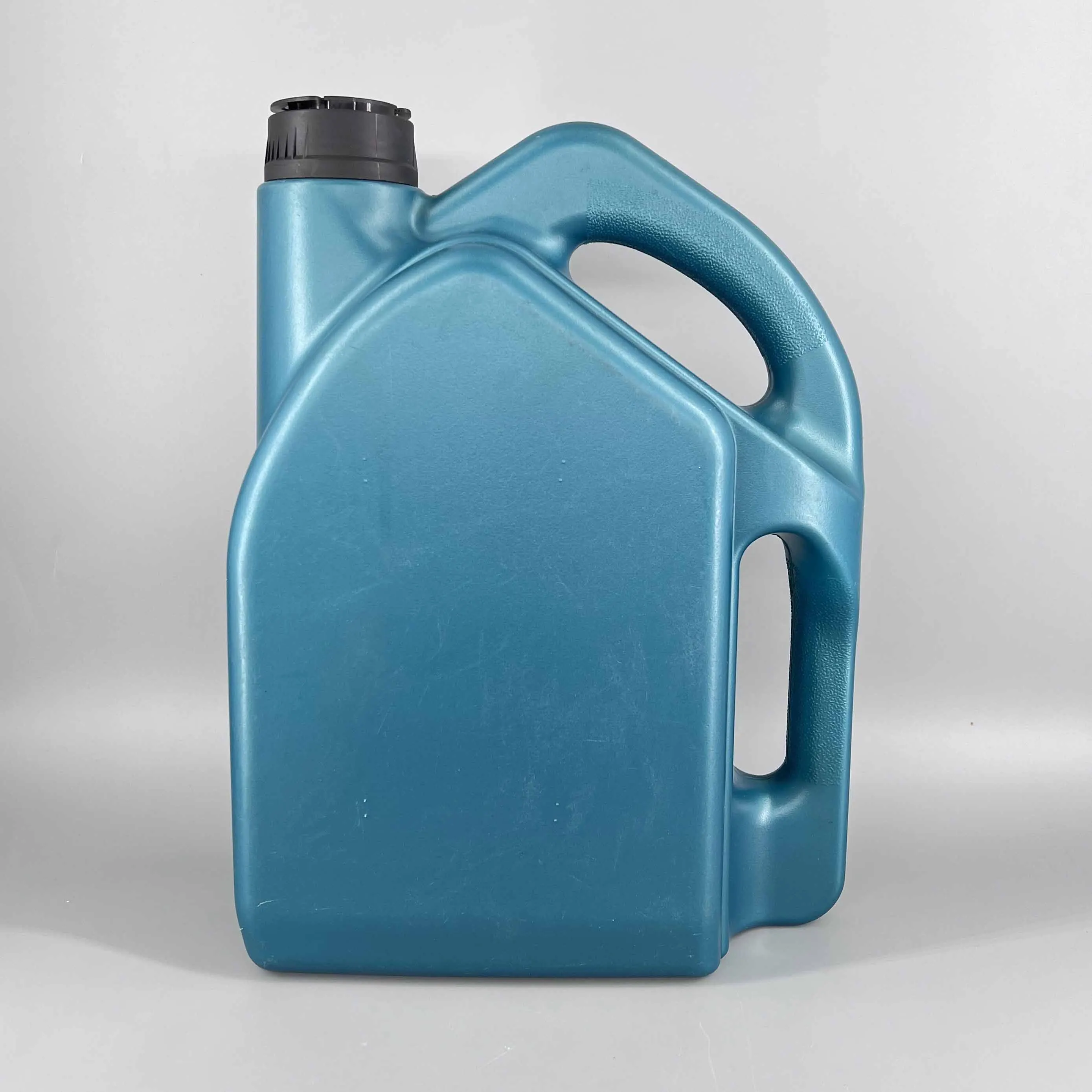 4L Coolant Custom Logo Jerry Can Empty Pull up Cap Pour Spout for Engine Lubricating Oil
