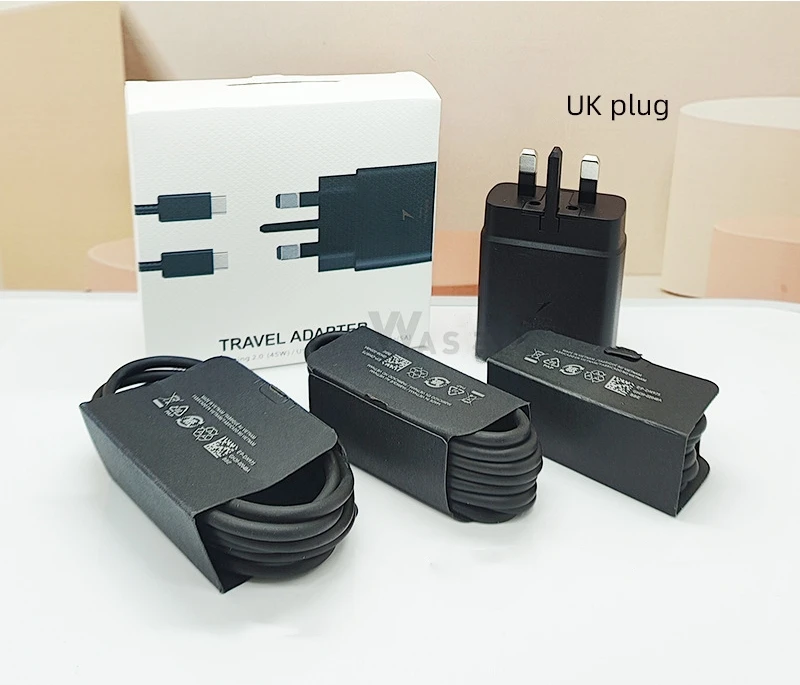 Hot Selling Type-c Charger Cubes 45W PD 3.0 Adapter Super Fast Charging Power US EU Plug For Samsung S24 S23 S22 Ultra S21 S20
