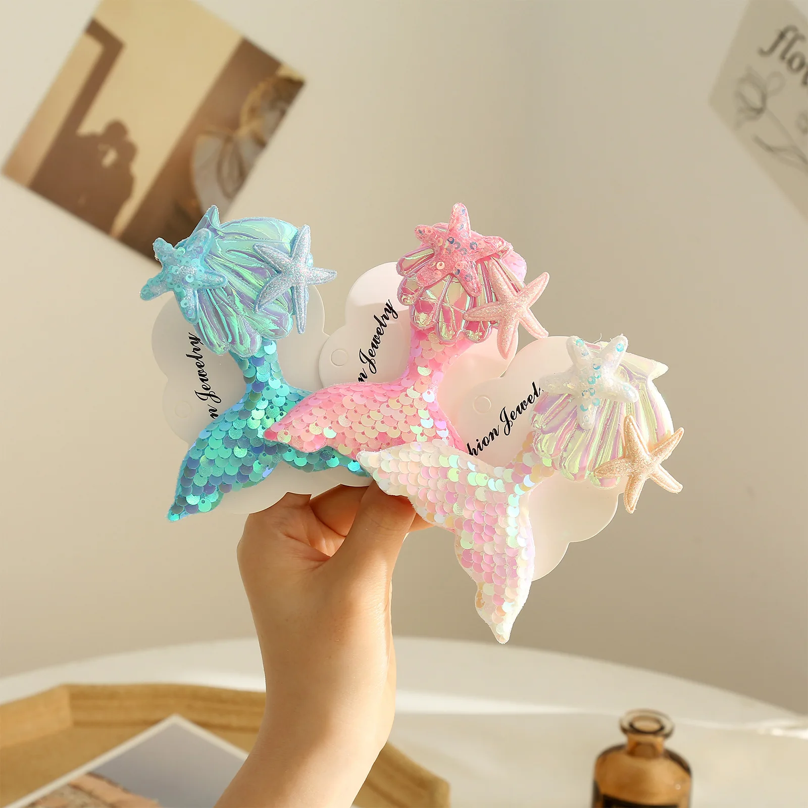 Wholesale reverse sequin mermaid tail pearl alligator hair clips for girls