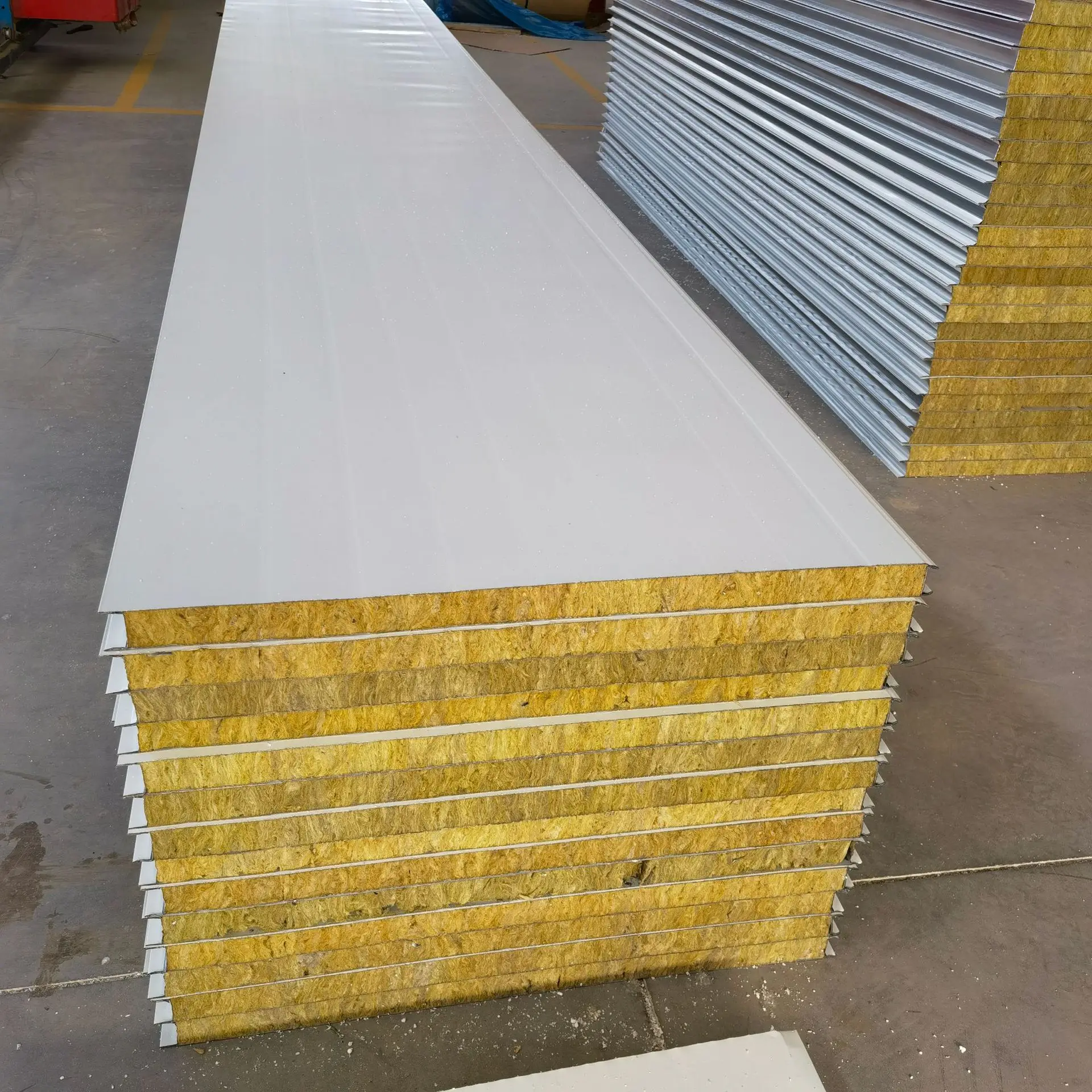 Wall And Roof Rock Wool Acoustic Wall Sandwich Panel Price Fireproof Insulated Pu Rock Wool Sandwich Panel
